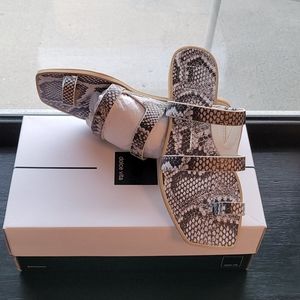 NWT Dolce Vita shadow snake sandals